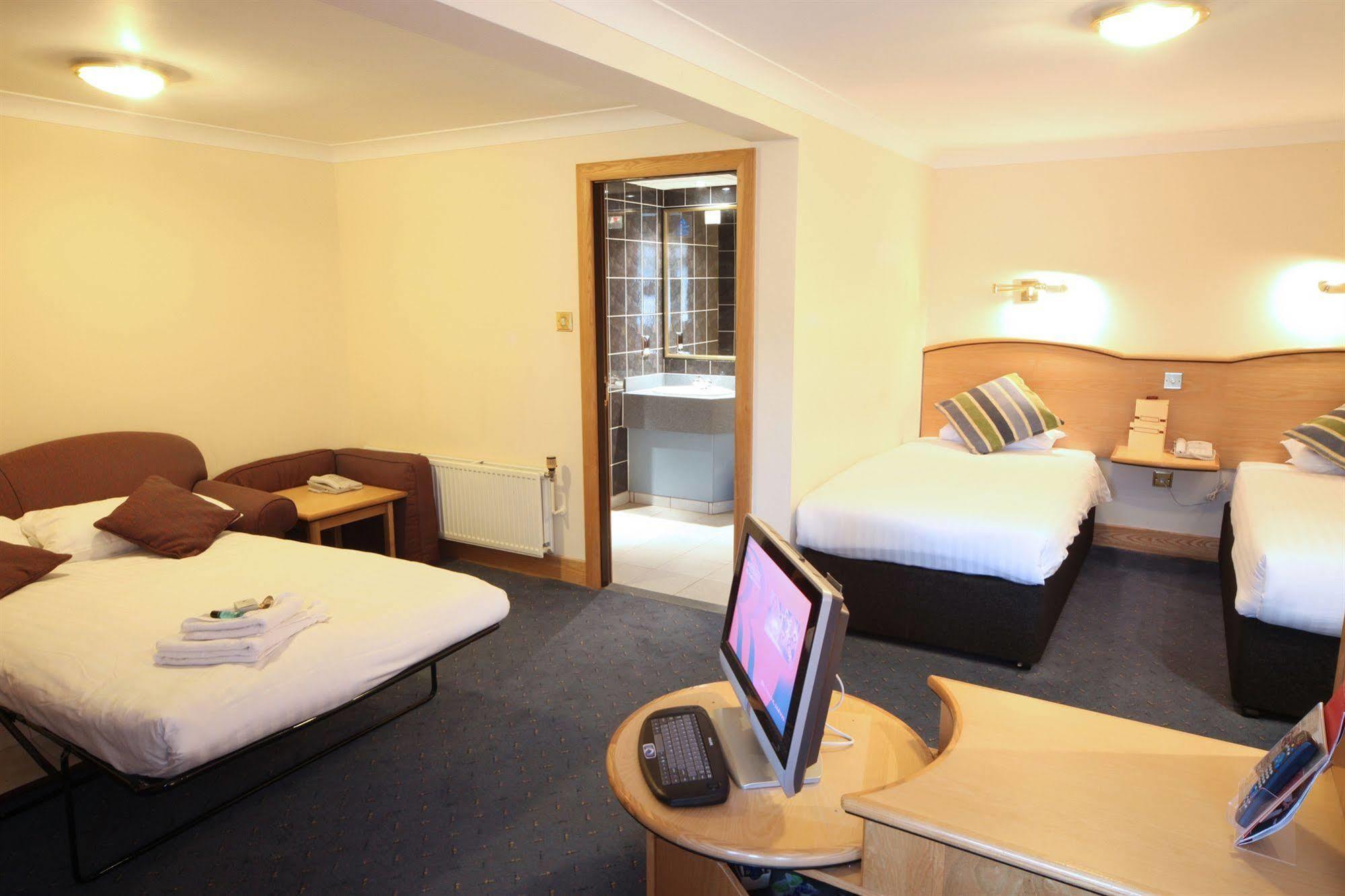 Ramada Birmingham/Sutton Coldfield Hotel Exterior foto
